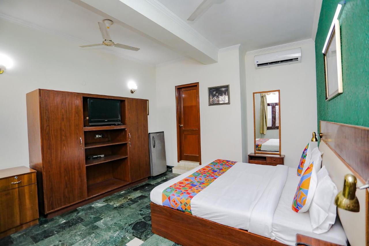 Fabexpress Primero I Gurgaon Exterior photo