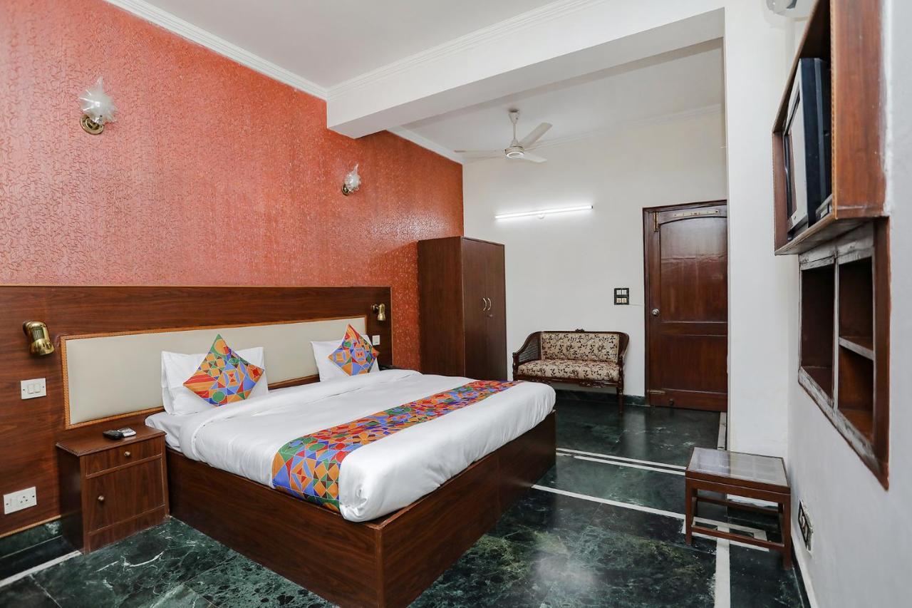 Fabexpress Primero I Gurgaon Exterior photo