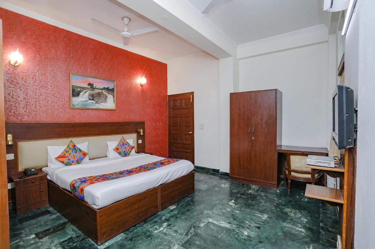 Fabexpress Primero I Gurgaon Exterior photo
