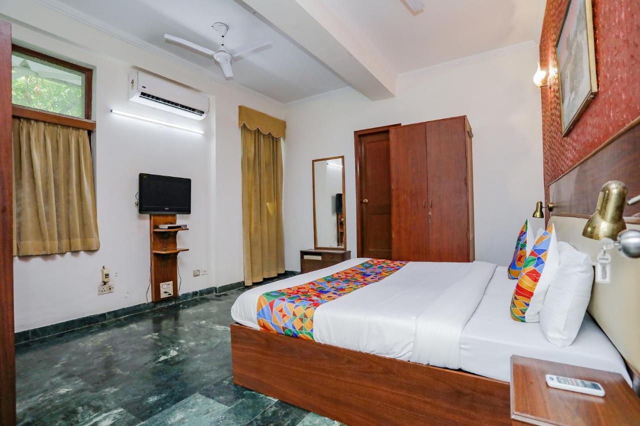 Fabexpress Primero I Gurgaon Exterior photo